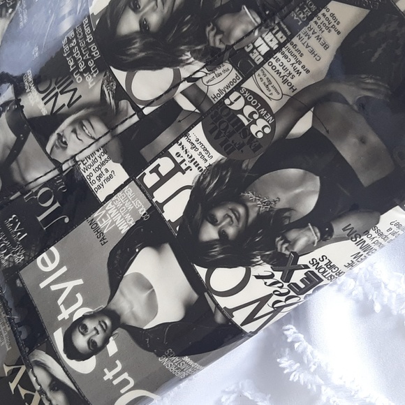 Crystale purse. Black/crea. Two straps. Novelty starlet design  Zipper o… - Picture 9 of 13